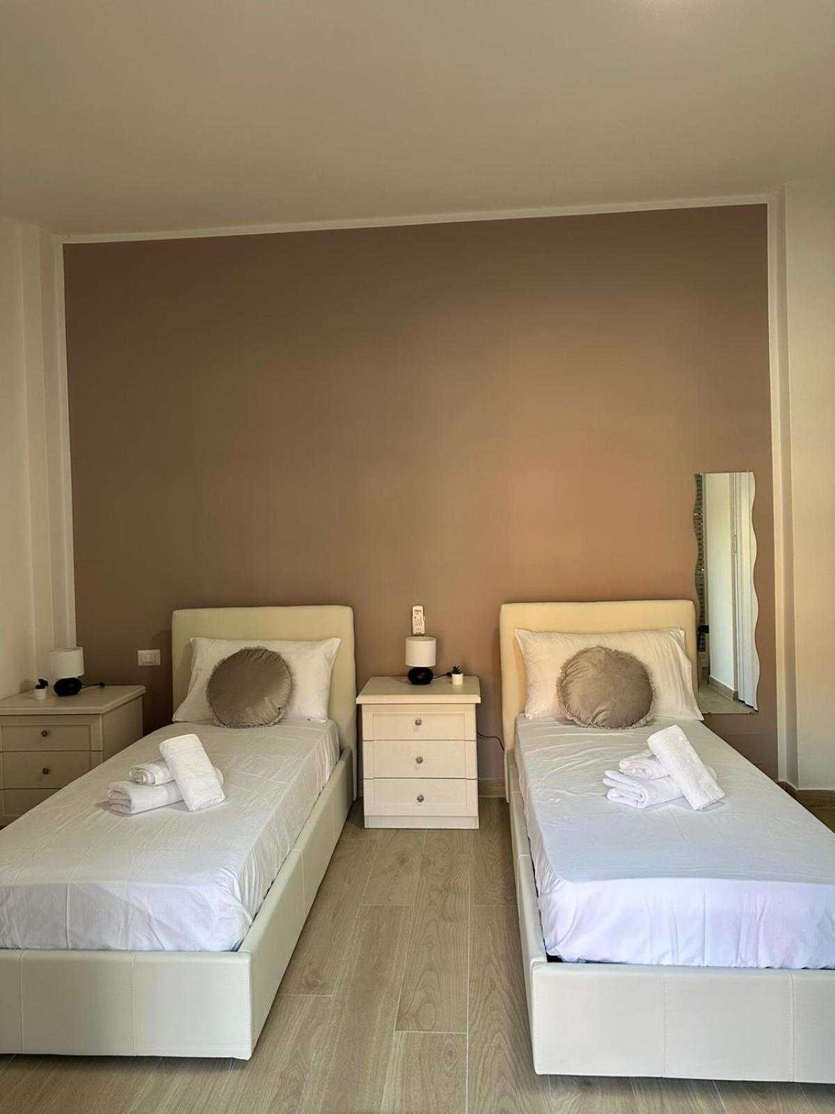 The Roman Guesthouse 外观 照片